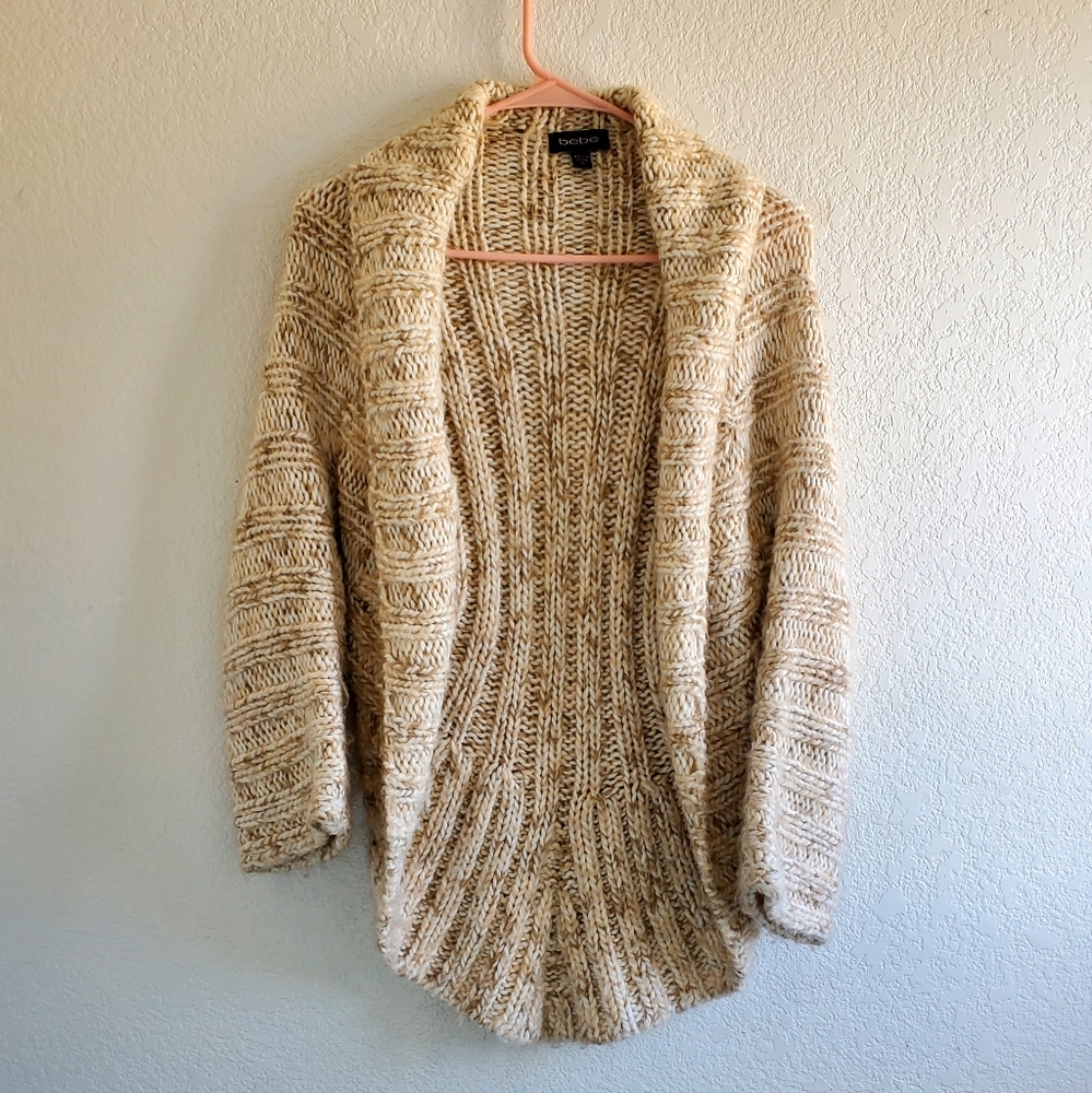 Bebe  Beige Cable Knit Open Front Shrug Cardigan Wool Blend Comfy Cozy‎ Layering